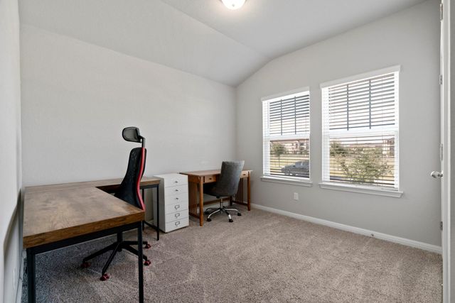 107 Magnolia Ranch LN, Hutto, TX 78634