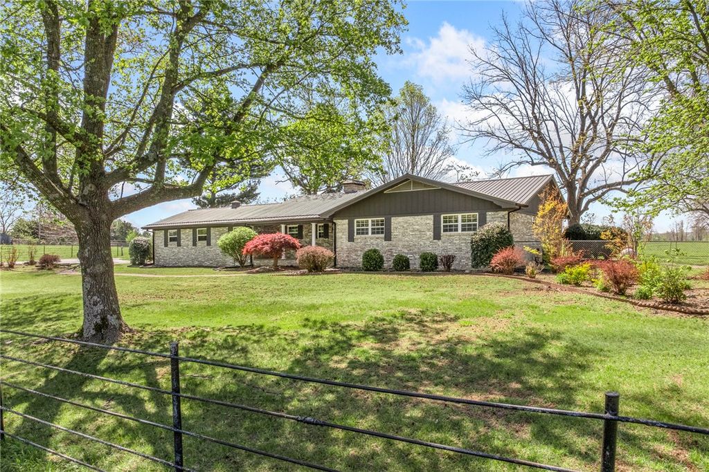 7288 Hwy 62, Harrison, AR 72601