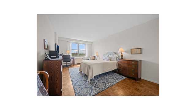 555 Kappock St Apt 10U, New York City, NY 10463