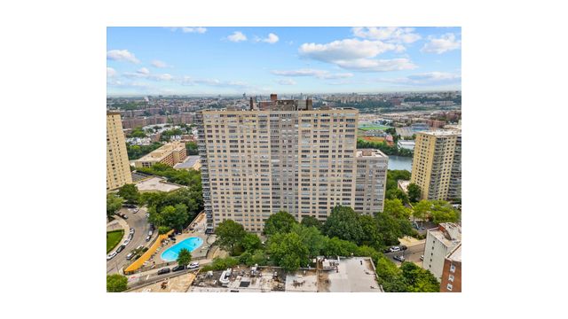 555 Kappock St Apt 10U, New York City, NY 10463