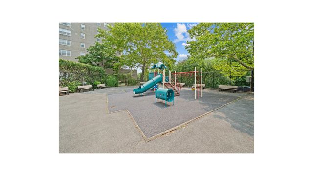 555 Kappock St Apt 10U, New York City, NY 10463