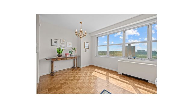 555 Kappock St Apt 10U, New York City, NY 10463