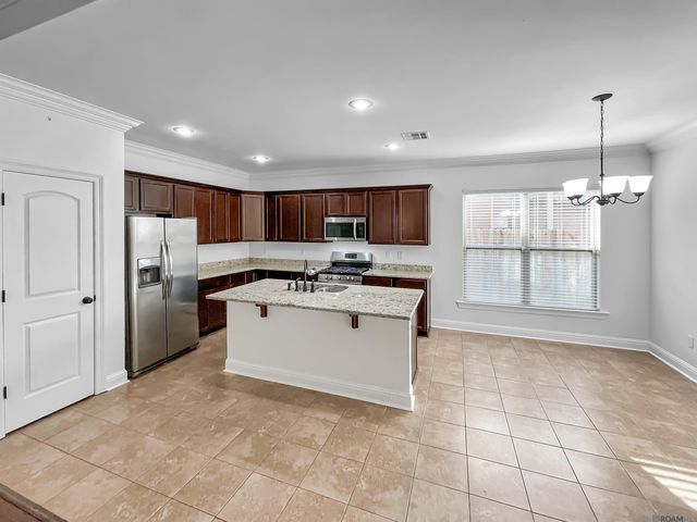 39152 Superior Wood Ave, Gonzales, LA 70737