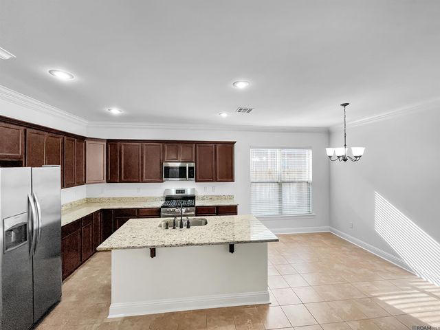 39152 Superior Wood Ave, Gonzales, LA 70737