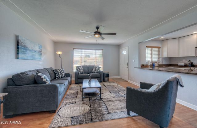 6908 E Edgemont Avenue, Scottsdale, AZ 85257