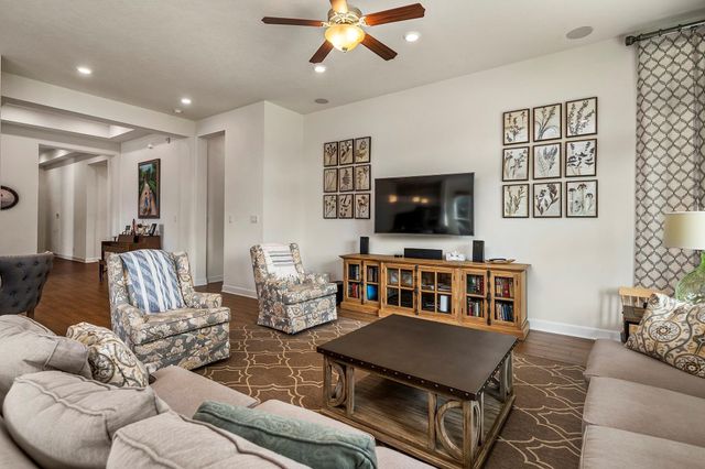 1810 Daly Way, Conroe, TX 77304