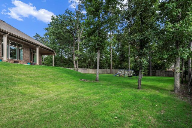 1810 Daly Way, Conroe, TX 77304
