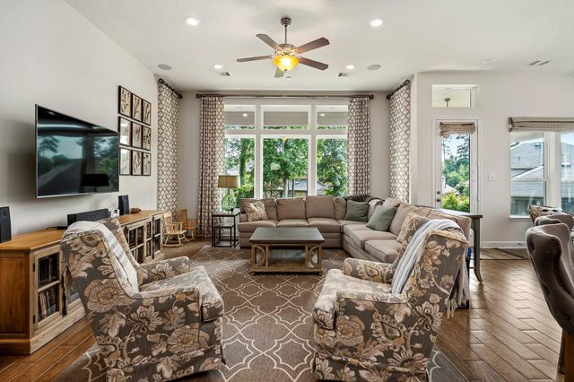 1810 Daly Way, Conroe, TX 77304