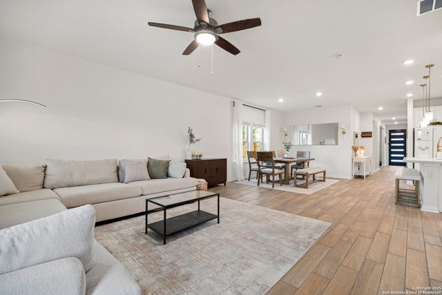 12217 Icon Rdg, San Antonio, TX 78253