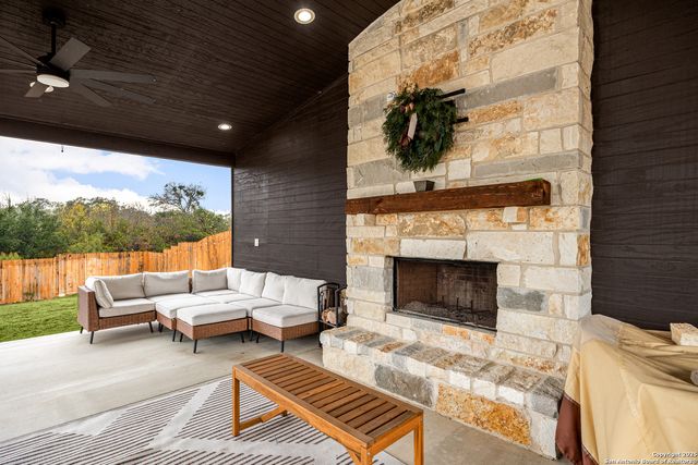 12217 Icon Rdg, San Antonio, TX 78253