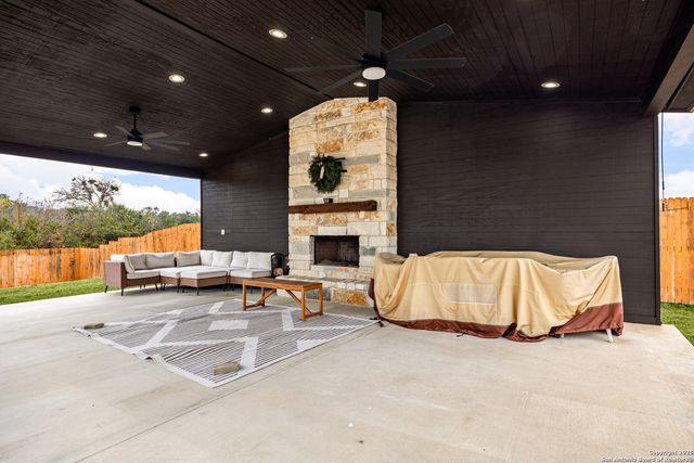 12217 Icon Rdg, San Antonio, TX 78253