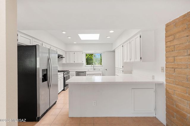 5620 N Barrasca Avenue, Tucson, AZ 85750