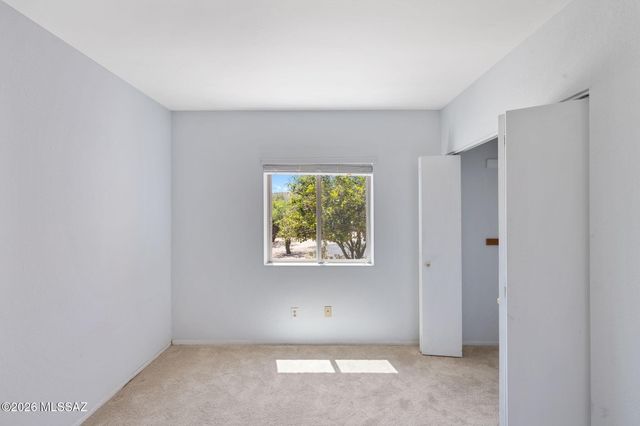 5620 N Barrasca Avenue, Tucson, AZ 85750