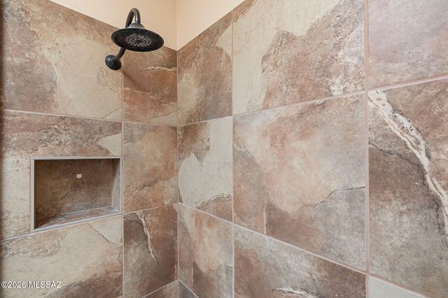 5620 N Barrasca Avenue, Tucson, AZ 85750