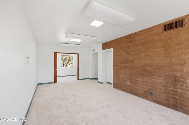 5620 N Barrasca Avenue, Tucson, AZ 85750