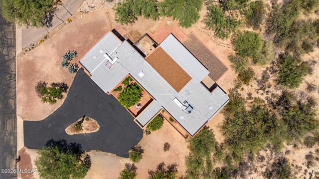 5620 N Barrasca Avenue, Tucson, AZ 85750