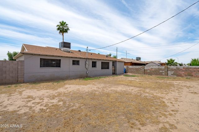 3438 W SIERRA Street, Phoenix, AZ 85029