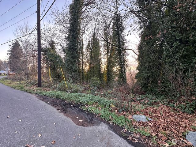1300 Porter Way, Milton, WA 98354