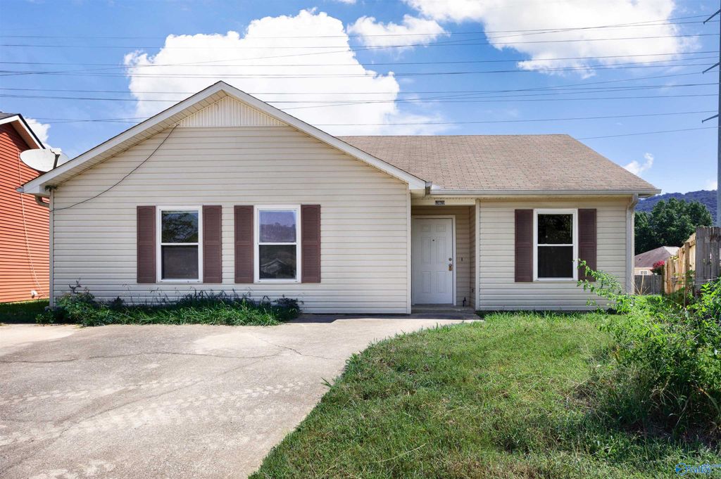 13609 Boca Circle, Huntsville, AL 35803