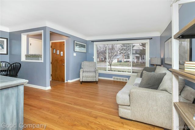 2728 Galpin Avenue, Royal Oak, MI 48073