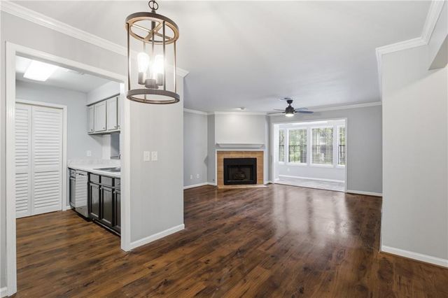 619 Barrington Hills Drive, Atlanta, GA 30350