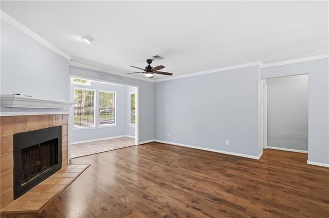 619 Barrington Hills Drive, Atlanta, GA 30350