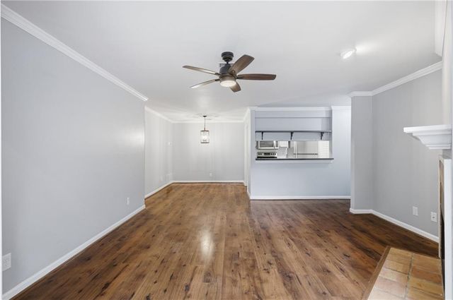 619 Barrington Hills Drive, Atlanta, GA 30350