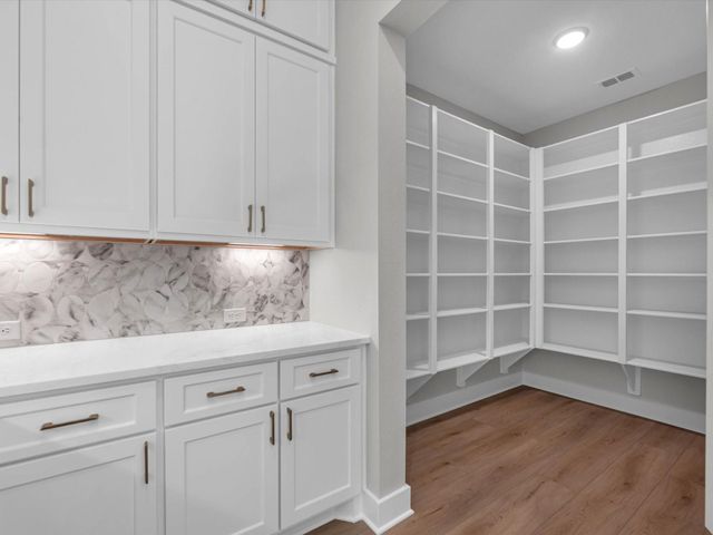 51 James Estates Drive, Fulshear, TX 77441