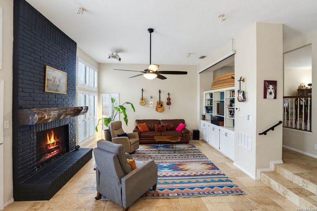 15906 MISSION RDG, San Antonio, TX 78232