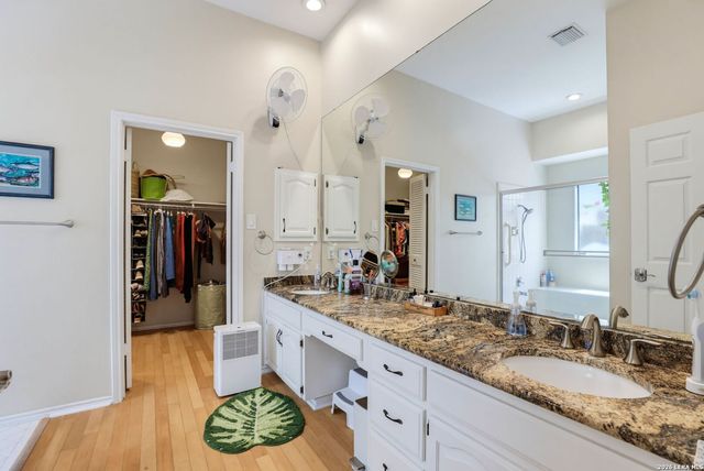 15906 MISSION RDG, San Antonio, TX 78232