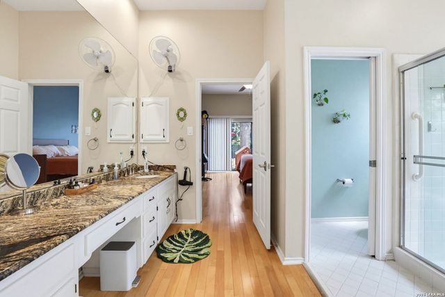 15906 MISSION RDG, San Antonio, TX 78232