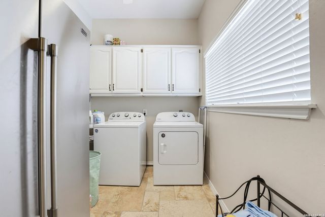 15906 MISSION RDG, San Antonio, TX 78232