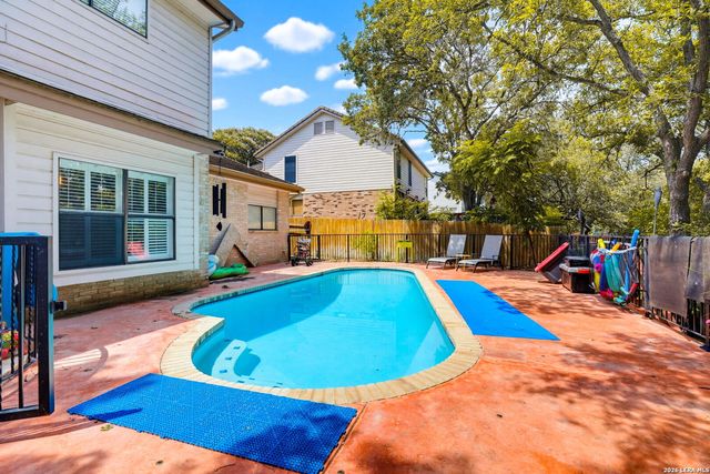 15906 MISSION RDG, San Antonio, TX 78232