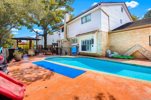 15906 MISSION RDG, San Antonio, TX 78232