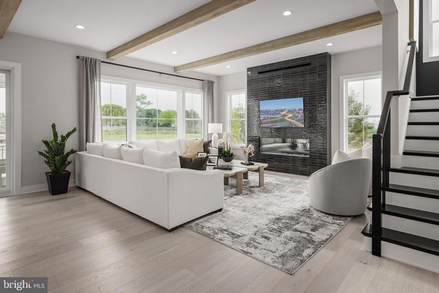 6189 8TH PLACE N, Arlington, VA 22205
