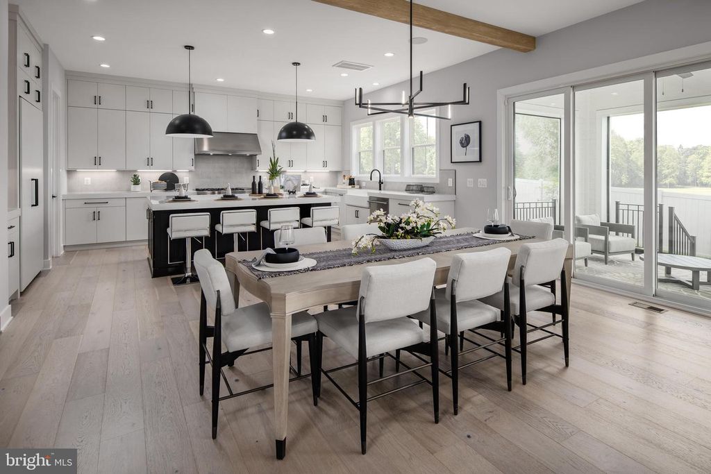 6189 8TH PLACE N, Arlington, VA 22205