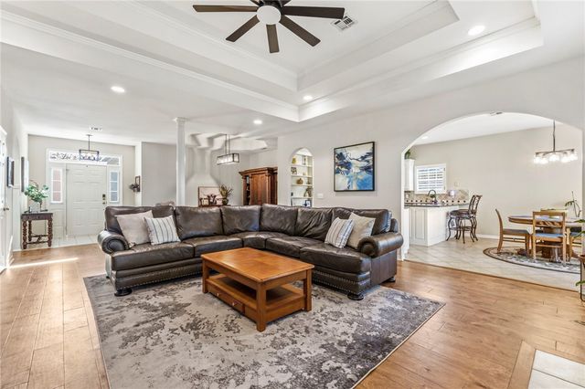 316 Center Drive, Lowell, AR 72745