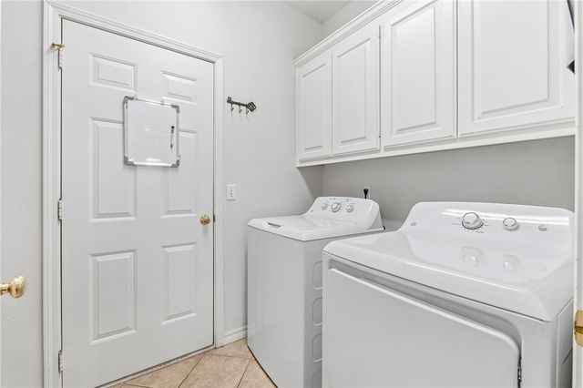 316 Center Drive, Lowell, AR 72745