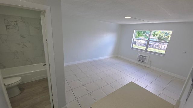 7311 VENETIAN Street 6, Miramar, FL 33023