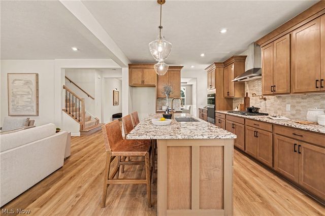 34244 Crown Colony Drive, Avon, OH 44011