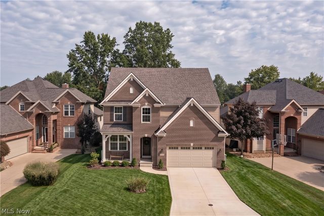 34244 Crown Colony Drive, Avon, OH 44011