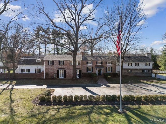 9928 Litzsinger Road, Ladue, MO 63124