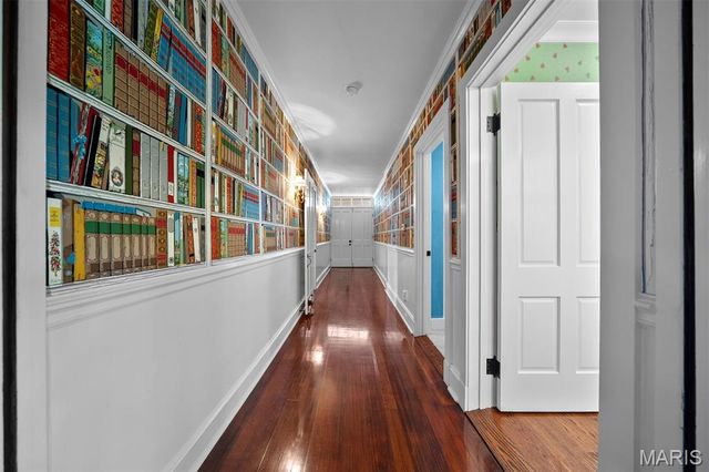 9928 Litzsinger Road, Ladue, MO 63124