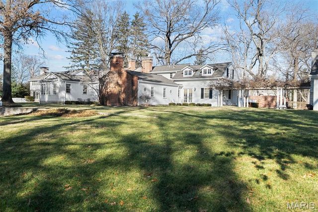 9928 Litzsinger Road, Ladue, MO 63124