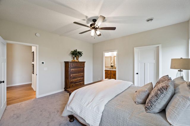 25840 Emerson Court, Wyoming, MN 55092