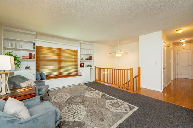 6700 NW 52nd Court, Johnston, IA 50131