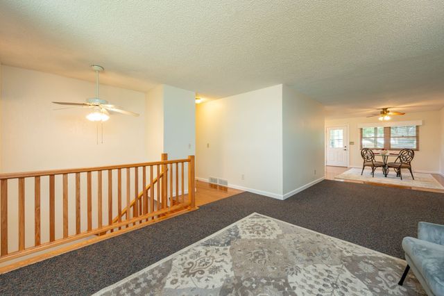 6700 NW 52nd Court, Johnston, IA 50131