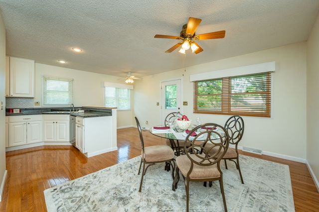 6700 NW 52nd Court, Johnston, IA 50131