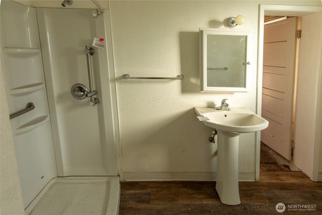 722 Jackson Street, Omak, WA 98841