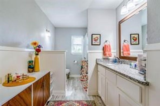 204 Ross Avenue, Denison, TX 75020